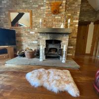 Shire Horse Barn boasts log burner, privacy booth over your hot tub situated on a private nature reserve with outstanding views over the Lincolnshire wolds with fishing