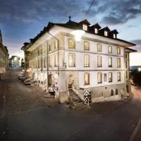 Hotel Stadthaus, хотел в Бургдорф