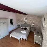 Le Puits Sainte Claire, хотел в Courçon