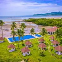 El Pueblo De Hermano by Cocotel, hotel u gradu Lian