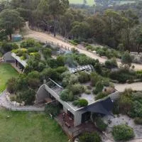 Down to Earth Farm Retreat, hotel em Sarsfield