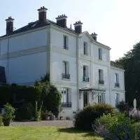 Manoir Le Parc near Paris & Disneyland, hotel a Villevaudé