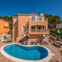 Villa Dolores by Villa Plus, hotel a Cala Galdana