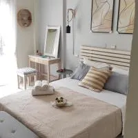 Boho Studios Liapades - Near restaurants, bus and beaches, hotel u gradu 'Liapades'