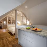 Modern and Stylish WoodHous, hotel in Forfar