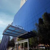 Grand Brizo Comahue, hotel din Neuquén