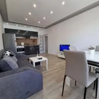 Luxury two bedroom Crown apartament, hotel sa Botevgrad