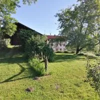 Tiny X im Marxhof Seebruck am Chiemsee, hotel v destinácii Seebruck