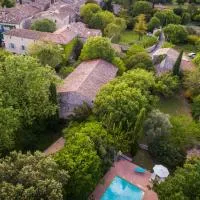 Le Mas des Sages, hotell sihtkohas Aubussargues