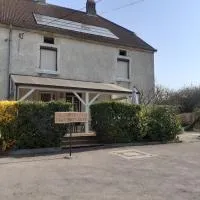 Viesnīca gite chez l'oncle jules pilsētā Velesmes