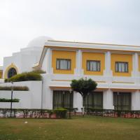 THE ROYAL RESIDENCY, hôtel à Kushinagar près de : Kushinagar International Airport - KBK