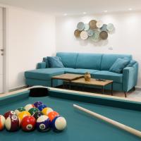 Apartment with jacuzzi & pool table, Haifa center close to Bahai Garden