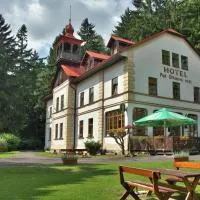 Hotel pod Šikmou Věží, hotel a Jičín