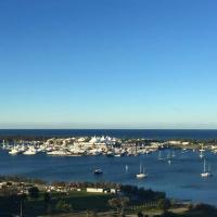 Stunning view close to everything, hotel di Southport, Gold Coast