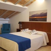 HOTEL ISLA PLANA