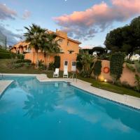 Marbella Deluxe Rooms in Royal Cabopino Townhouse