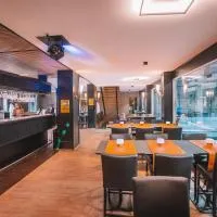 Hotel Le Midi, hotel u gradu Petit-Rechain