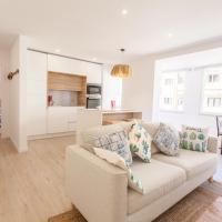 Sea Surf & The City- Beach Apt-Air Cond, hotelli kohteessa Costa da Caparica