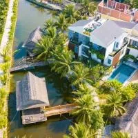 Alina Retreat, hotel a Hiếu Nhơn