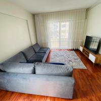 Newly decorated comfortable condo., hotel in Gebze