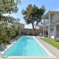 Lagonisi luxurious residence Ruby's Pool Villa, hotel a Lagonissi