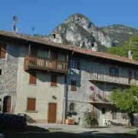 Bed & Breakfast Castello Regina、Brembillaのホテル
