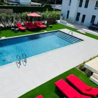 Seven Resort Style Inn near Beach, hotel en Shelter Island Heights