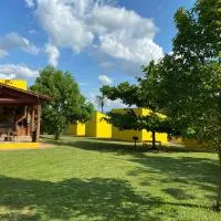 Pousada Chalés Praia Vermelha, Hotel in São João Batista do Glória