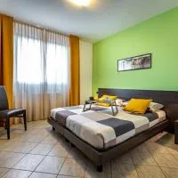 Casa Vacanze Arianna, hotelli kohteessa Rosia