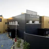 Motel TwentyOne, готель у місті Ґондомар