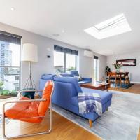 Luxurious 2 bedroom penthouse with terrace, West Hampstead