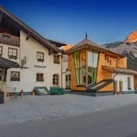 Hotel Tirolerhof - Familotel Zugspitze, hotel em Ehrwald