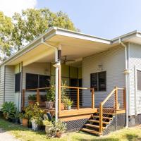 Two Bedroom Home near Nudgee Beach
