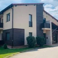 Ipari Park Panzió, hotel u gradu Solnok