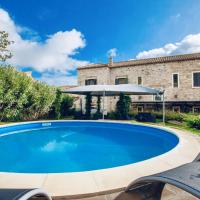 5 bedrooms mansion with private pool enclosed garden and wifi at Gesturi