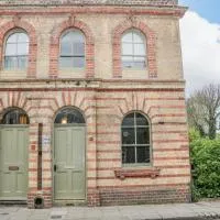 Cliffe Cottage, хотел в Луис
