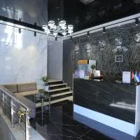 Hayot Plaza Hotel Yotoqxonasi، فندق في Yunusobod