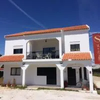 Sublime Sun & Van - By Meco Stays, hotel Alfarimban