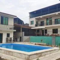 Apex Rest House, hotel en Ereván