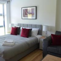 Executive Bright and Airy Studio Apartment in Sydenham, hotell piirkonnas Sydenham, London