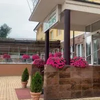 Hotel Auto Jas, ξενοδοχείο σε Nitra