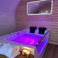 Apex Studio Pod & Jacuzzi Bath