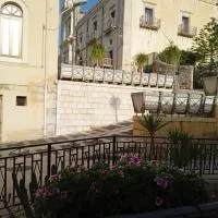 GRETA'S HOUSE, מלון בComitini