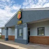 Super 8 by Wyndham Newcomerstown, hotel en Newcomerstown