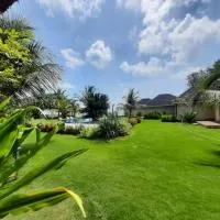 The Kelong Trikora Resort, hotel di Kangkakawal