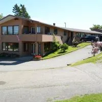 New Age Inn - Voyageur Motel, hotel v destinaci Yarmouth