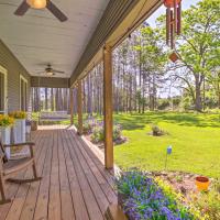 Peaceful Cairo Farmhouse with Barn and Fire Pit