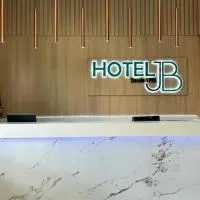 Hotel JB، فندق في Bom Despacho