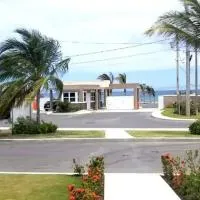 Hamilton @ Oceanpointe a serene 2bed 2 bath Villa, ξενοδοχείο σε Lucea