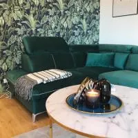 Zielony apartament z widokiem na jezioro: Złotów şehrinde bir otel